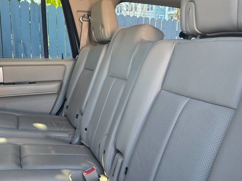 Used 2012 Ford Expedition Limited image 17