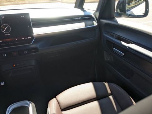 New 2025 Volkswagen ID. Buzz Pro S image 19