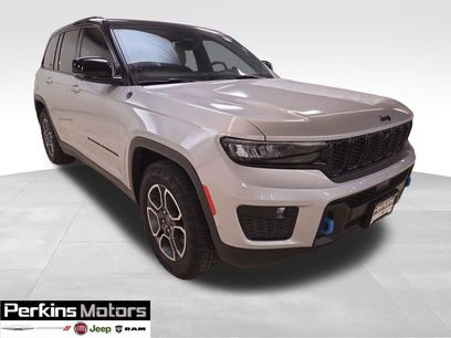 Used 2023 Jeep Grand Cherokee Trailhawk w/ Advanced Protech Group II
