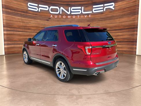 Used 2018 Ford Explorer Limited FWD image 3