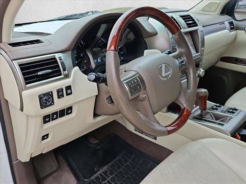 Used 2010 Lexus GX 460 Premium image 9