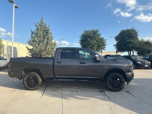 Used 2026 RAM 2500 Big Horn AWD/4WD image 3