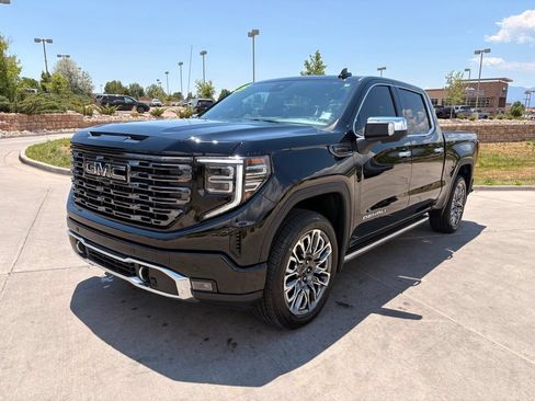 Used 2025 GMC Sierra 1500 Denali Ultimate AWD/4WD image 3