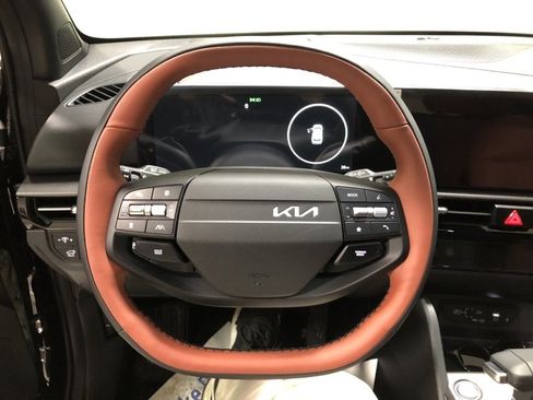 New 2026 Kia Sportage SX image 25