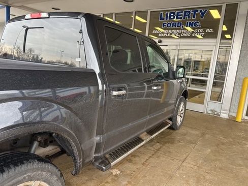 Used 2015 Ford F150 Lariat w/ Equipment Group 502A Luxury image 6