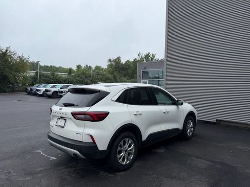 Used 2023 Ford Escape Active w/ Tech Pack #2 AWD/4WD image 1