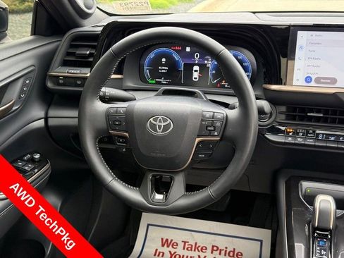 Used 2026 Toyota Crown w/ Advanced Technology Package AWD/4WD image 14