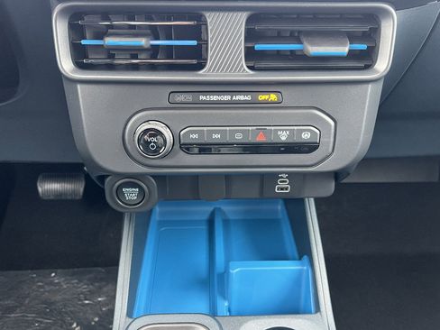 New 2026 Ford Maverick XLT w/ XLT Luxury Package image 29