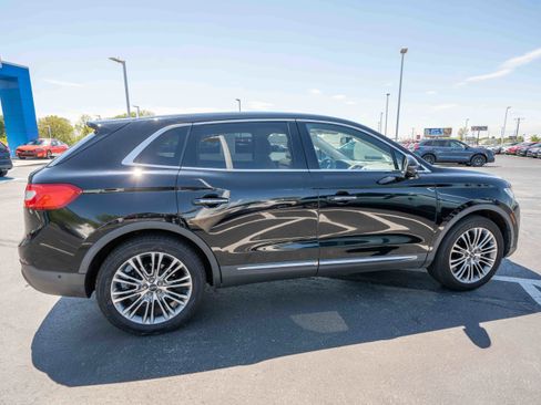 Used 2016 Lincoln MKX Reserve w/ Technology Package AWD/4WD image 6