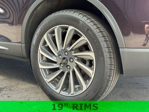 Used 2023 Lincoln Corsair Reserve w/ Equipment Group 201A image 25