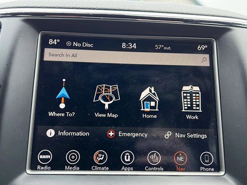 Used 2018 Jeep Grand Cherokee Altitude image 21