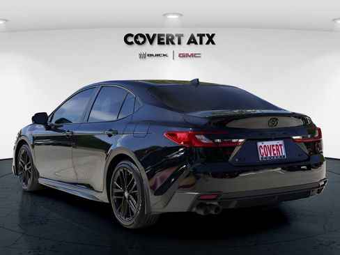 Used 2025 Toyota Camry SE w/ Convenience Package FWD image 6