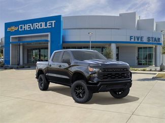 New 2026 Chevrolet Silverado 1500 Custom Trail Boss w/ Dark Appearance Package video 1