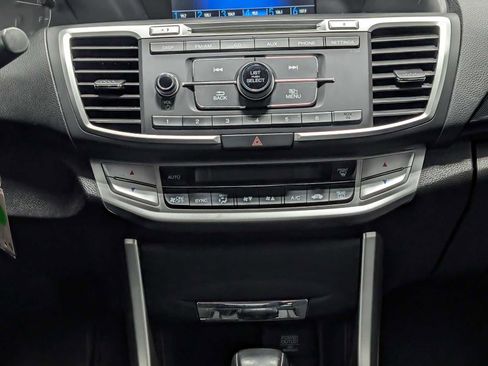 Used 2015 Honda Accord Sport image 19