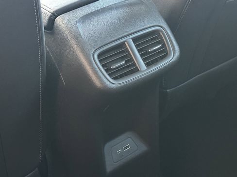 Used 2025 Buick Envision Preferred image 15