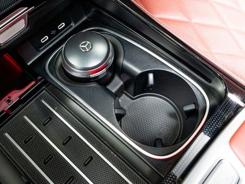 Used 2022 Mercedes-Benz S 580 4MATIC Sedan w/ AMG Line Package image 71