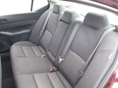 Used 2024 Nissan Altima 2.5 SV w/ SV Premium Package FWD image 21