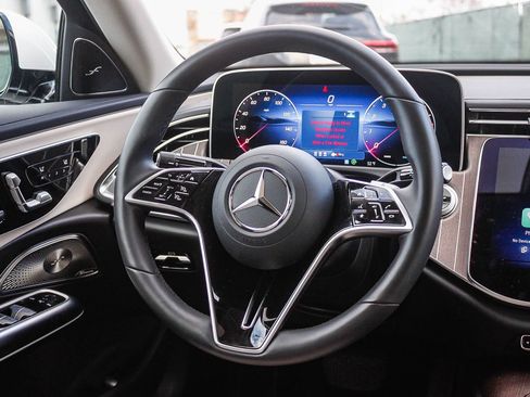 Used 2024 Mercedes-Benz E 450 4MATIC Sedan image 14