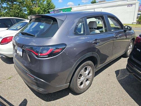 Used 2023 Honda HR-V LX image 4
