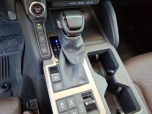 Used 2024 Toyota Land Cruiser image 34