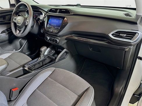 Used 2023 Chevrolet TrailBlazer LT w/ Convenience Package image 26