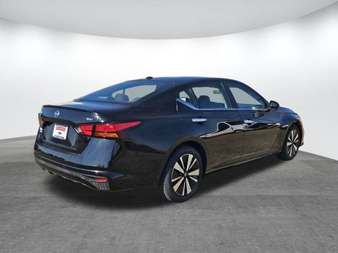 Used 2022 Nissan Altima 2.5 SV image 4