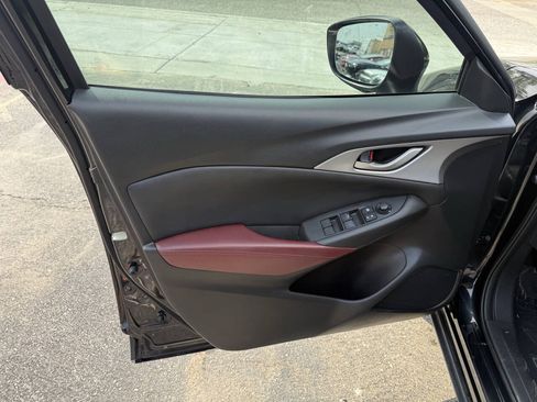 Used 2017 MAZDA CX-3 Touring FWD image 16