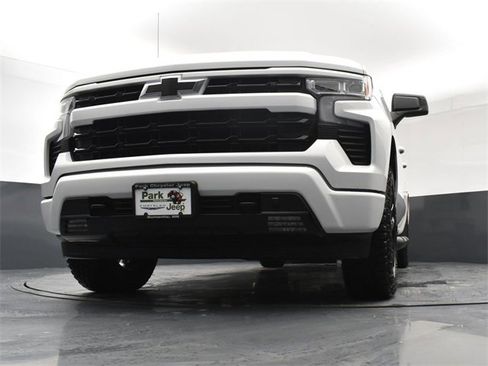 Used 2025 Chevrolet Silverado 1500 RST w/ Convenience Package II image 18