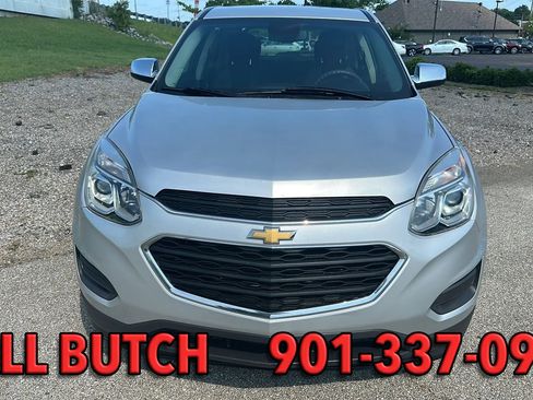 Used 2017 Chevrolet Equinox LS FWD image 2