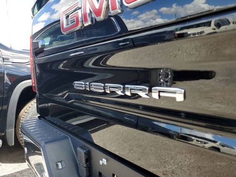 New 2026 GMC Sierra 1500 SLT w/ SLT Premium Plus Package AWD/4WD image 8