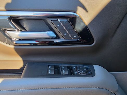 New 2026 Chevrolet Tahoe LT image 12