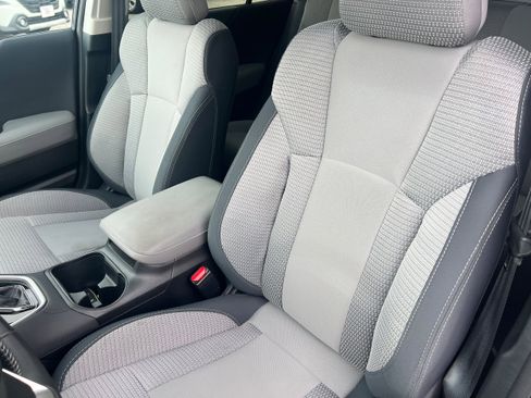 Certified 2025 Subaru Outback Premium w/ Popular Package #1A image 18