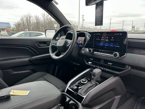 New 2026 Chevrolet Colorado W/T w/ WT Custom Package AWD/4WD image 8