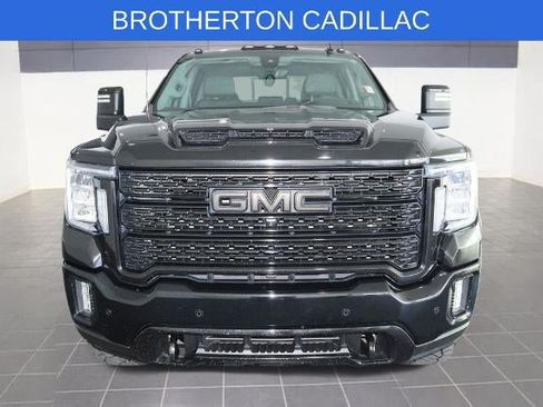 Used 2022 GMC Sierra 2500 Denali w/ Denali Black Diamond Edition AWD/4WD image 12