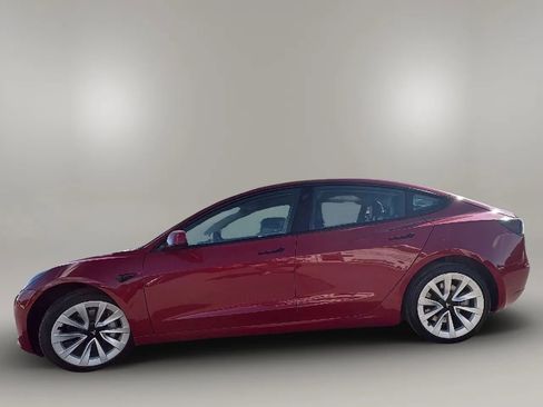 Used 2022 Tesla Model 3 RWD image 4