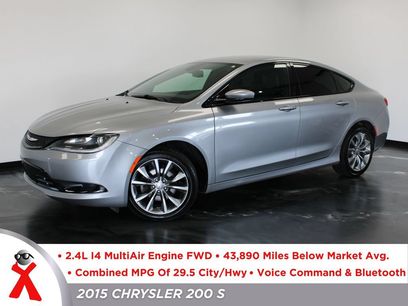 Used 2015 Chrysler 200 S w/ Comfort Group