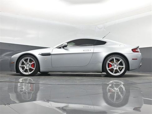 Used 2007 Aston Martin V8 Vantage Coupe image 40