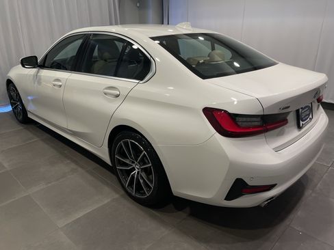 Used 2022 BMW 330i xDrive Sedan w/ Premium Package 2 AWD/4WD image 4