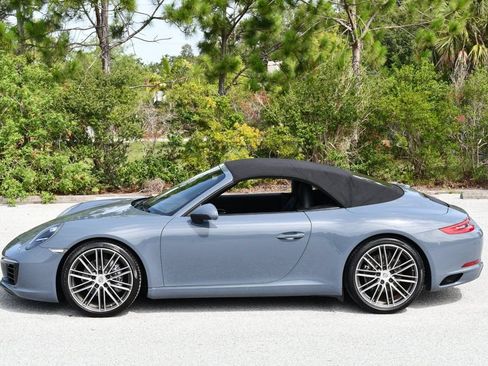 Used 2017 Porsche 911 Carrera image 34