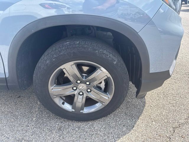 Used 2023 Honda Ridgeline RTL-E image 2