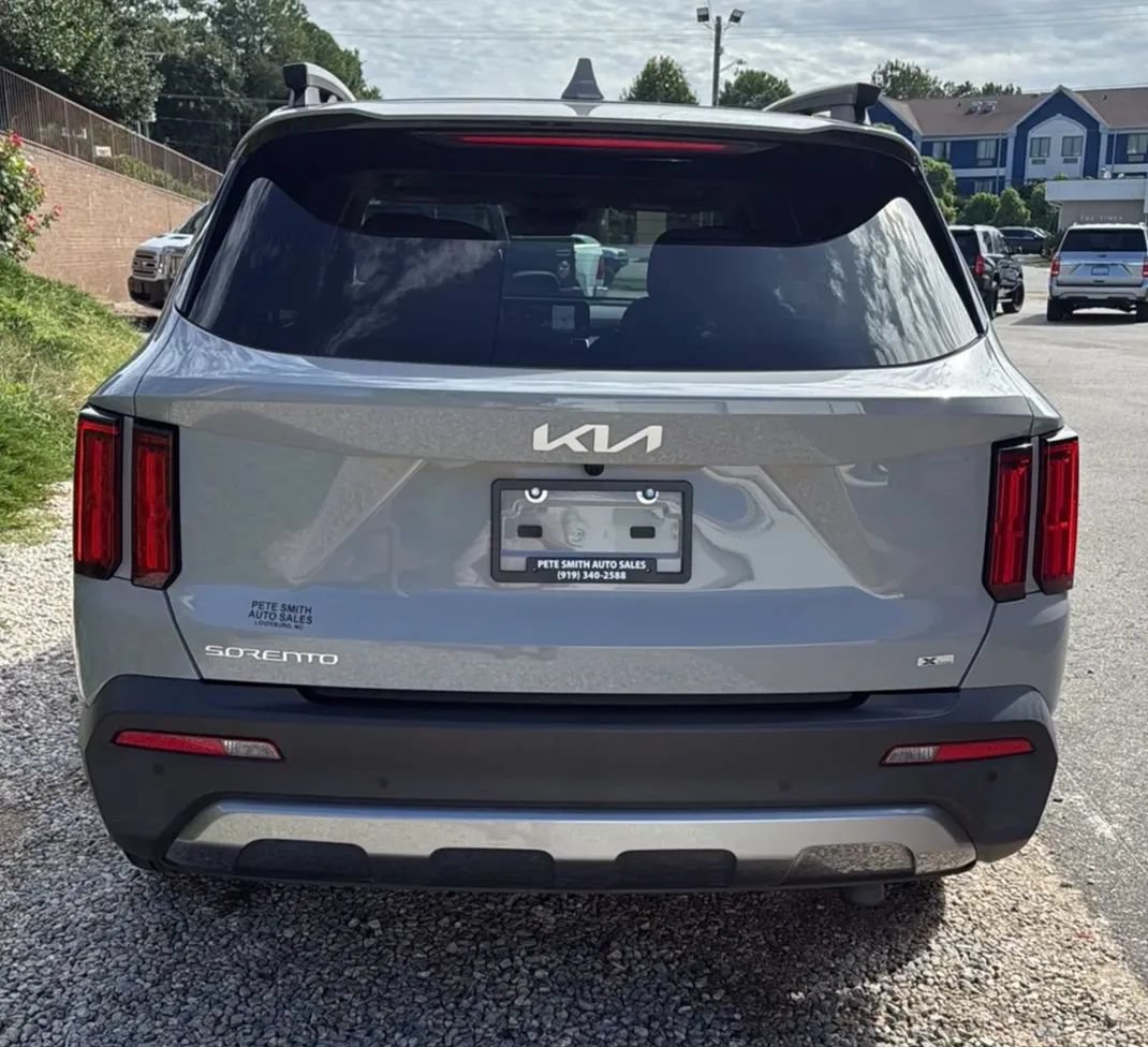 Used 2023 Kia Sorento SX Prestige AWD/4WD image 8
