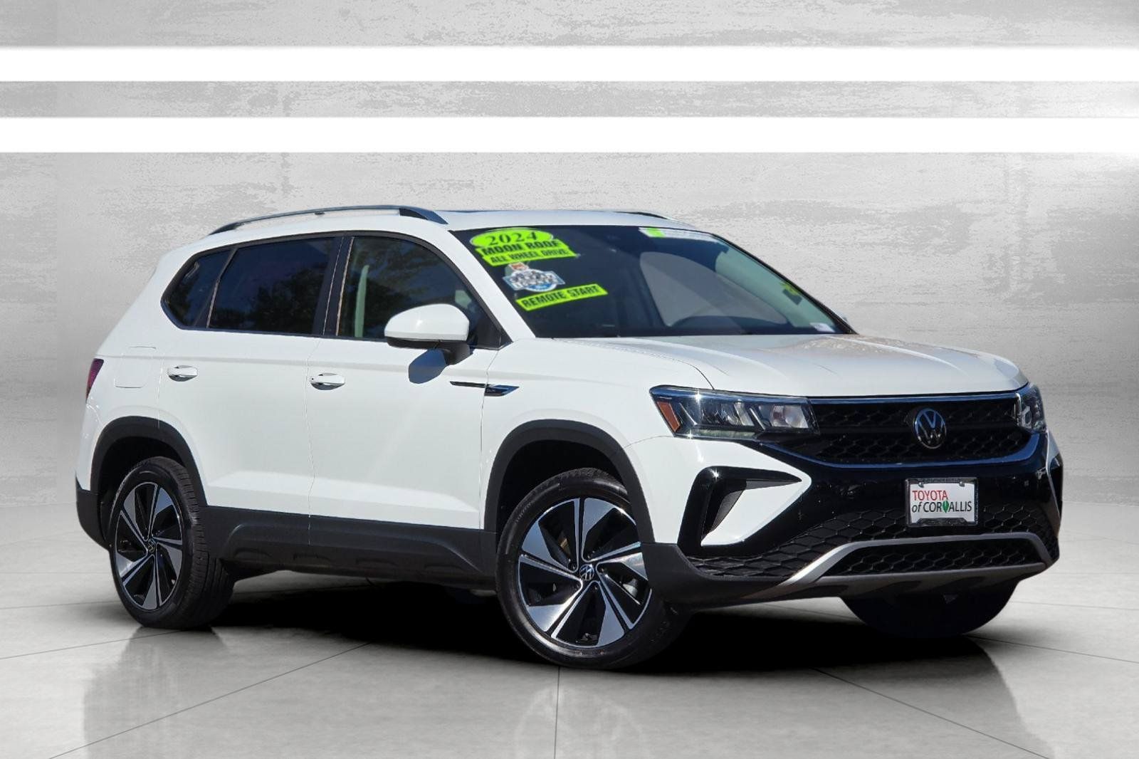 Used 2024 Volkswagen Taos SE AWD/4WD image 2