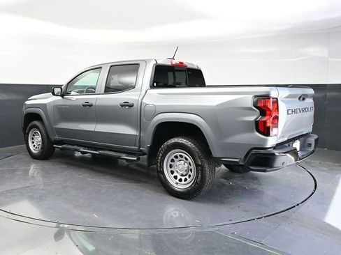 Used 2025 Chevrolet Colorado W/T RWD image 7