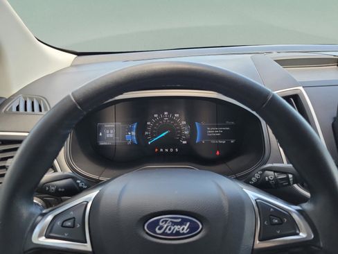 Used 2024 Ford Edge SEL AWD/4WD image 25