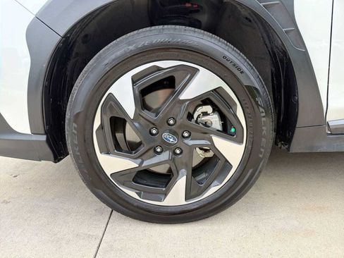 Certified 2024 Subaru Crosstrek 2.5i Limited w/ Crosstrek Mirror Package AWD/4WD image 10