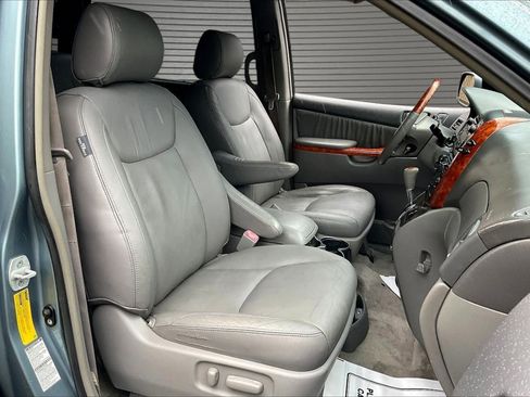 Used 2006 Toyota Sienna XLE Limited AWD/4WD image 29