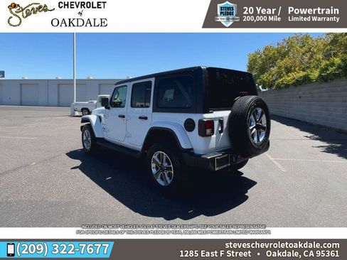 Used 2022 Jeep Wrangler Unlimited Sahara AWD/4WD image 9