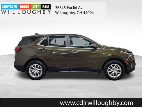 Used 2023 Chevrolet Equinox LT image 4