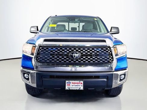 Certified 2018 Toyota Tundra SR5 AWD/4WD image 9