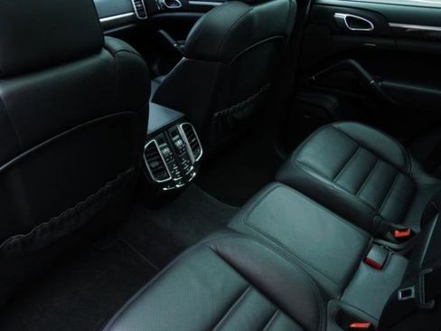 Used 2012 Porsche Cayenne Turbo AWD/4WD image 64